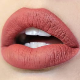 Colourpop Ultra Matte Liquid Lipstick / Lippentift "Bumble"