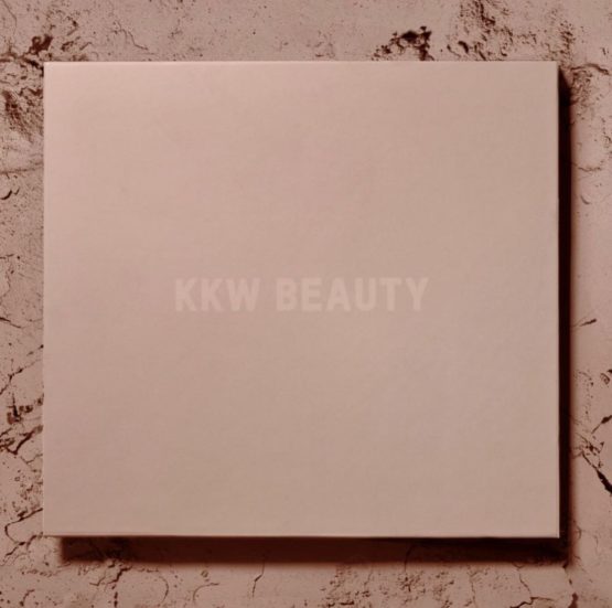 KKW Powder Contour & Highlight Kit "Medium"