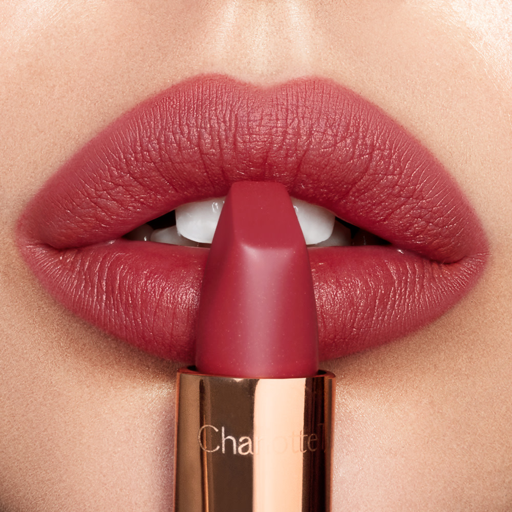 Charlotte Tilbury Matte Revolution Lipstick - M.I.Kiss – Bild 2
