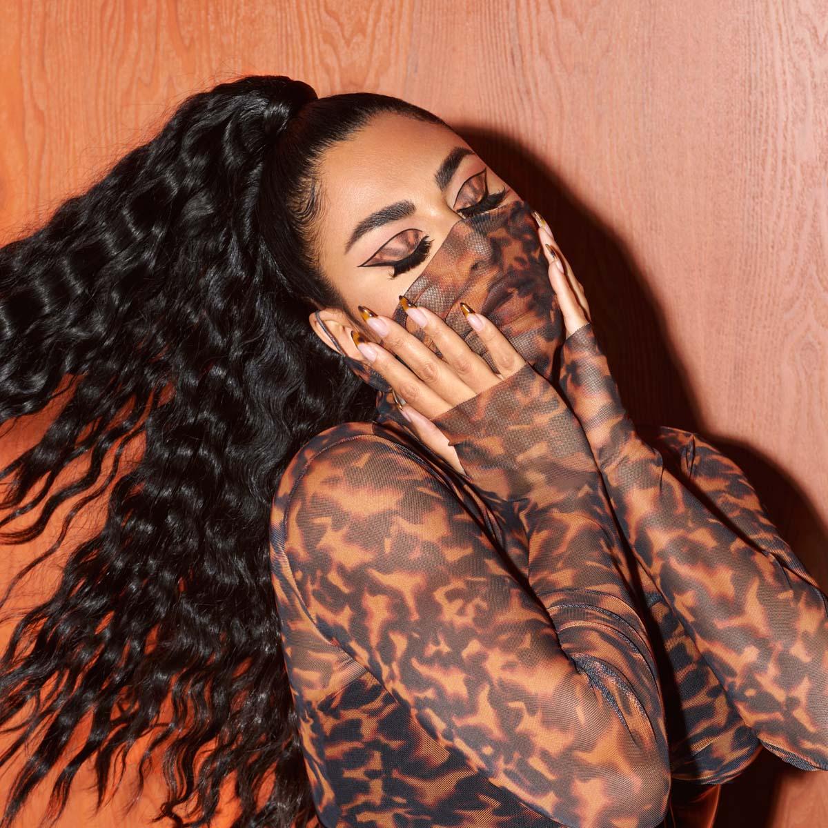 Huda Beauty Caramel Brown Obsessions Palette – Bild 8