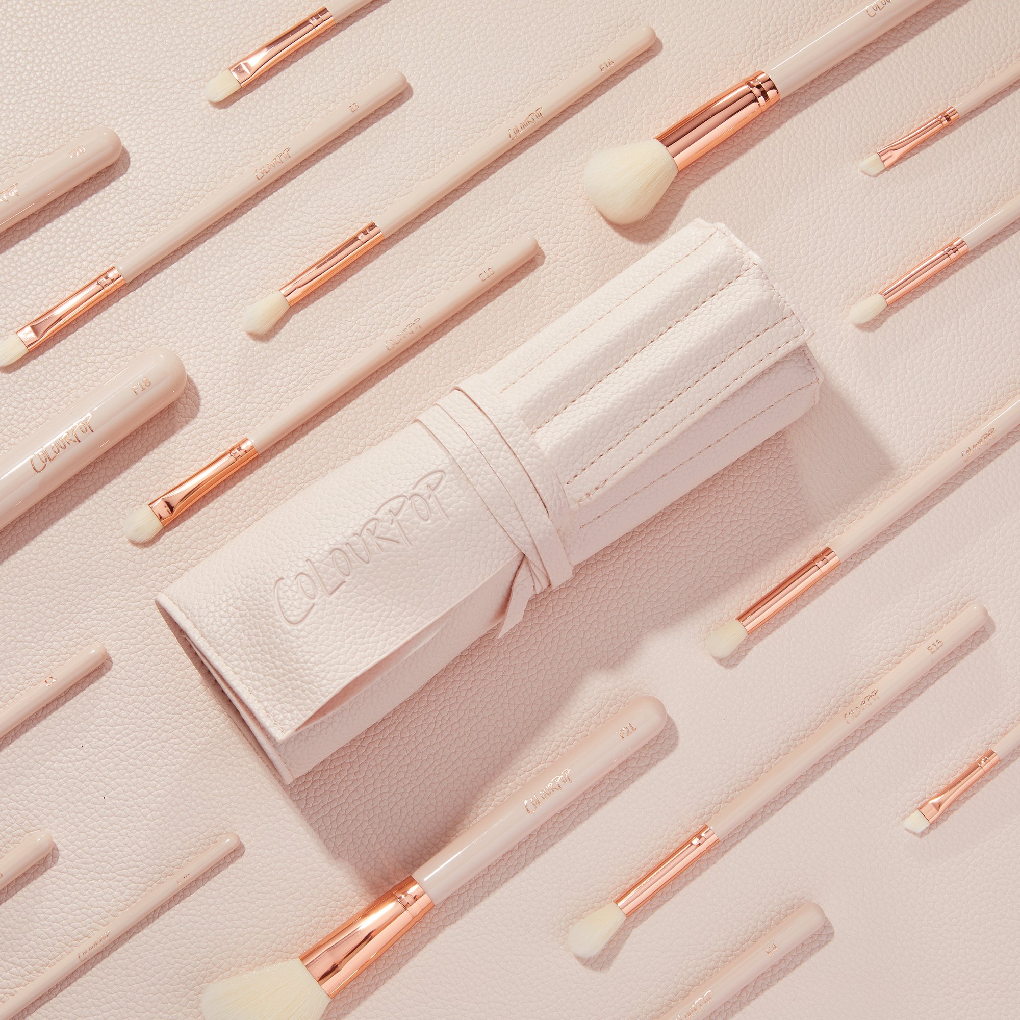 ColourPop Vacay Ready Shadow Palette & Brush Set – Bild 9