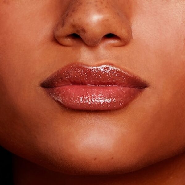 Patrick Ta Major Glow Lip Shine - Is She Younger Than Me? – Bild 3