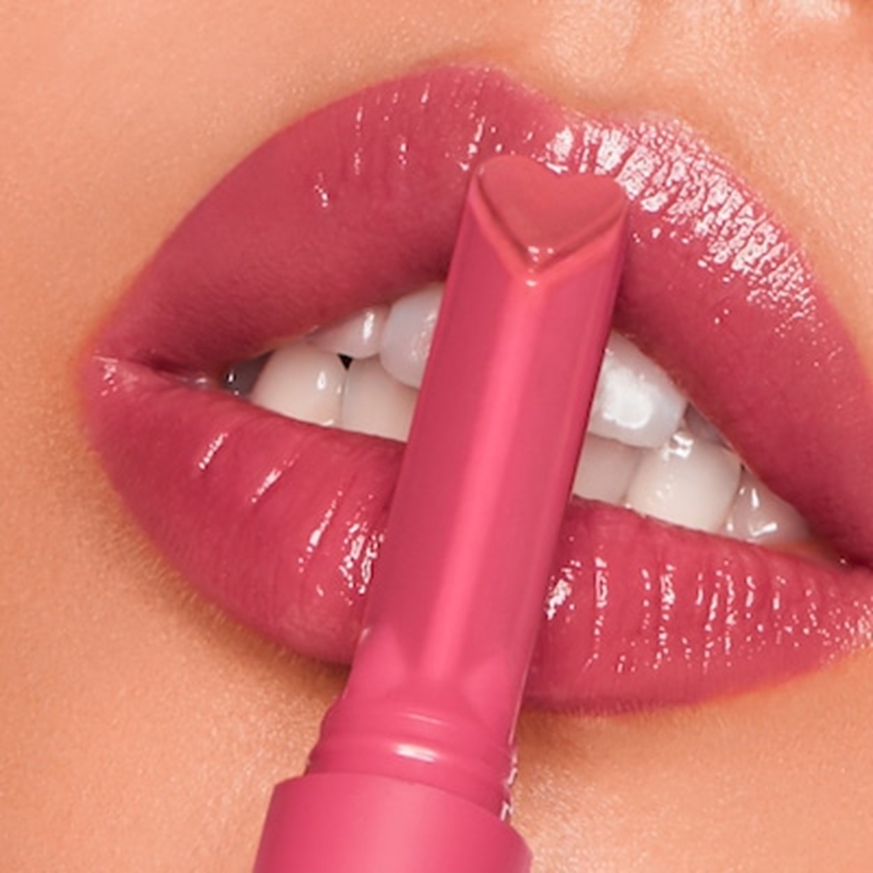 Kaja Beauty Heart Melter Gloss Stick - Sweet Talk – Bild 3